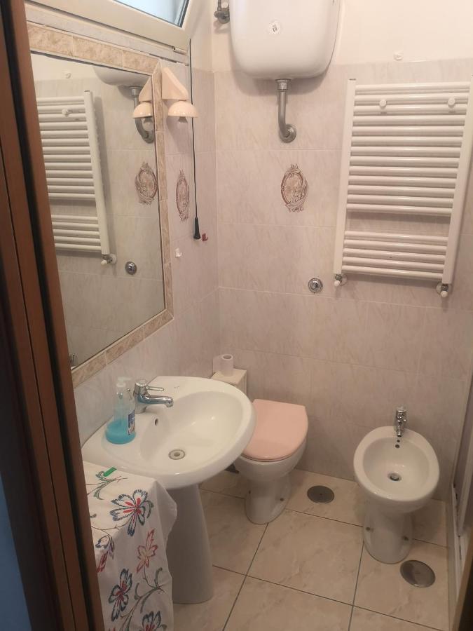 チェッロレCasa Carmelaアパートメント エクステリア 写真